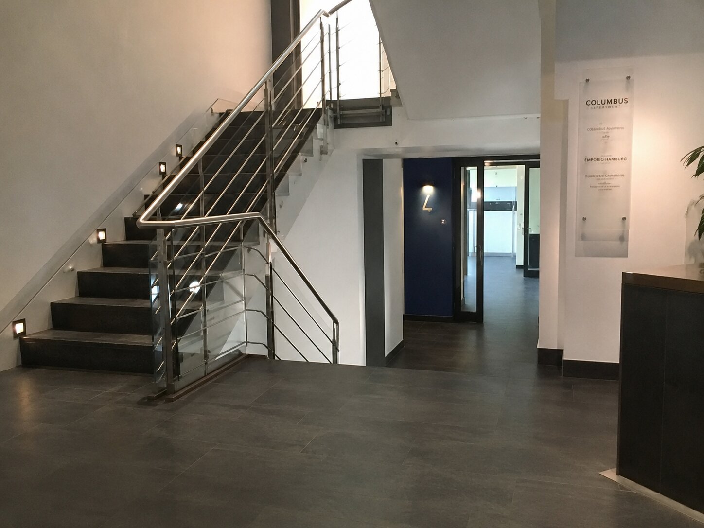 Eingang & Gemeinschaftsflächen - Gepflegter Empfang